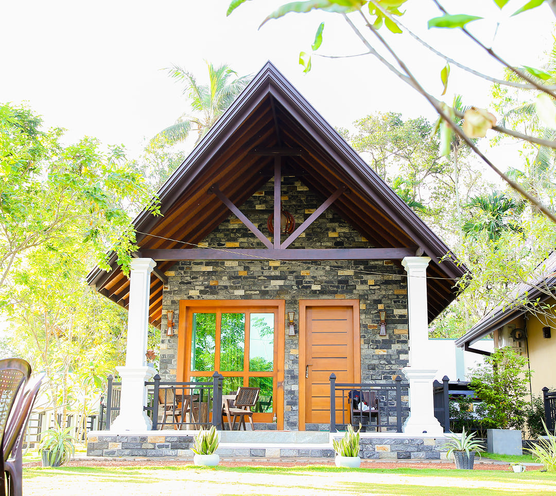 About Ceylon Male Therapist